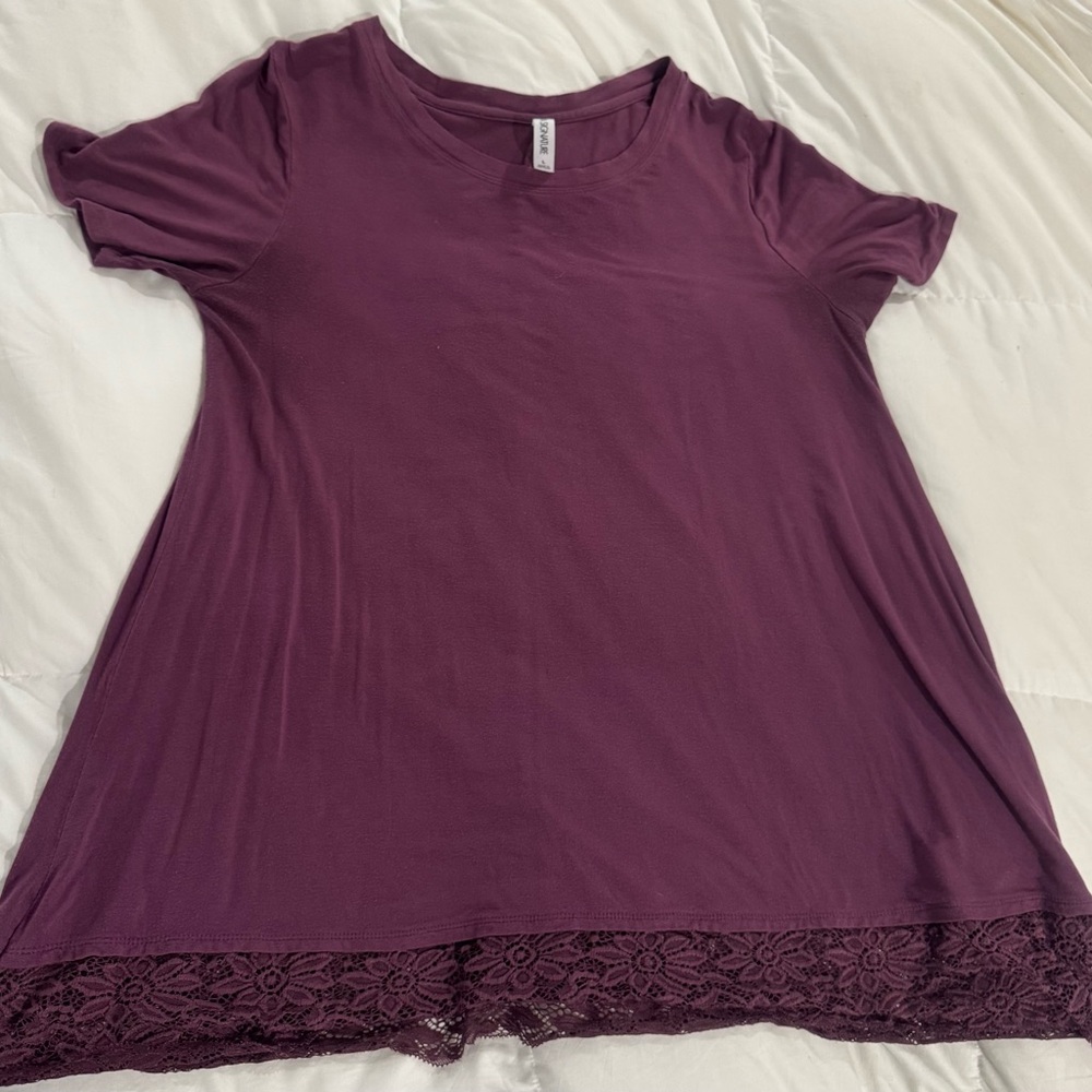 Zenana Signature Chic Plum Short Sleeve Tee with Lace Hem